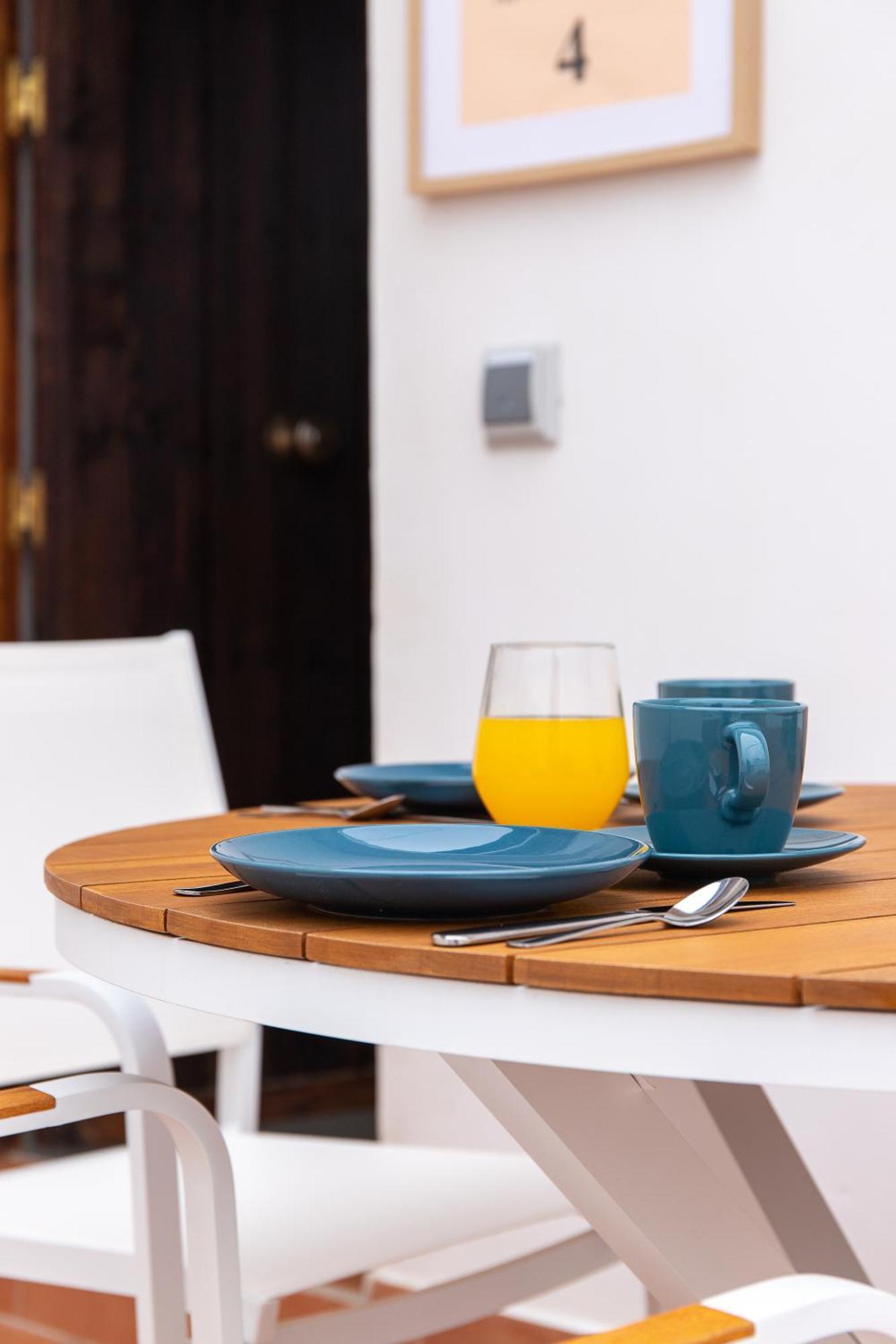 Apartamentos San Francisco เซบีญา ภายนอก รูปภาพ