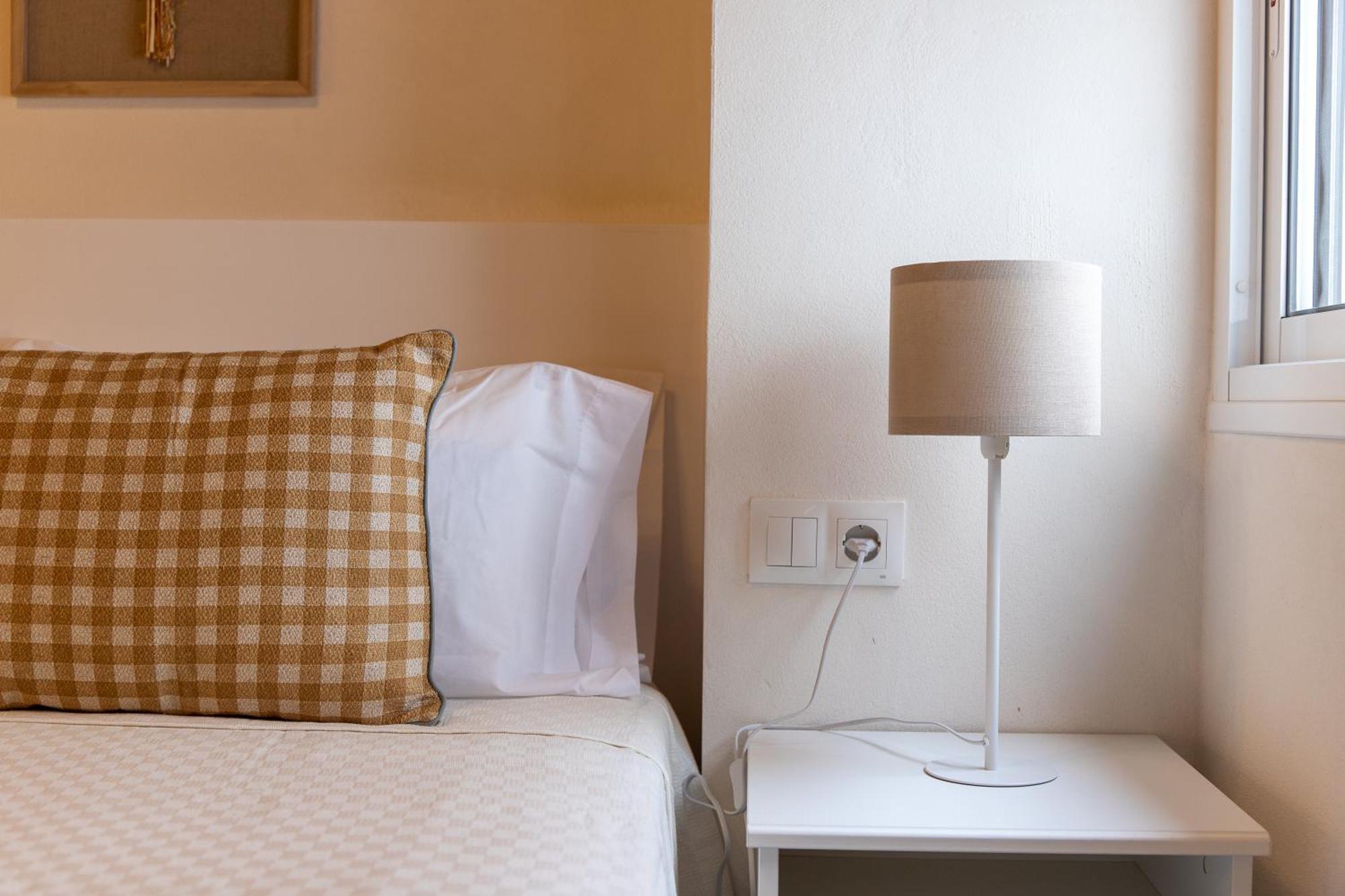 Apartamentos San Francisco เซบีญา ภายนอก รูปภาพ