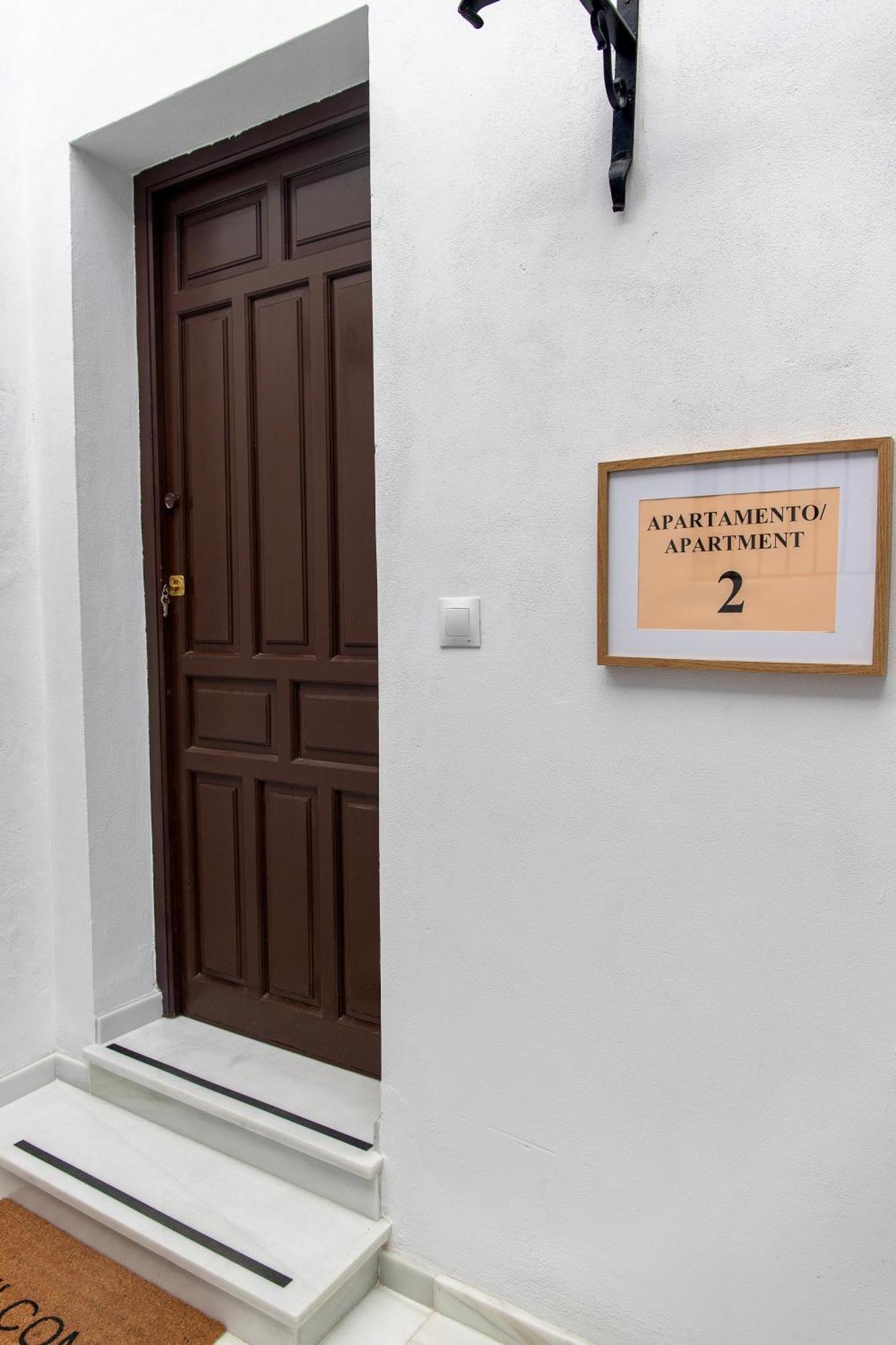 Apartamentos San Francisco เซบีญา ภายนอก รูปภาพ