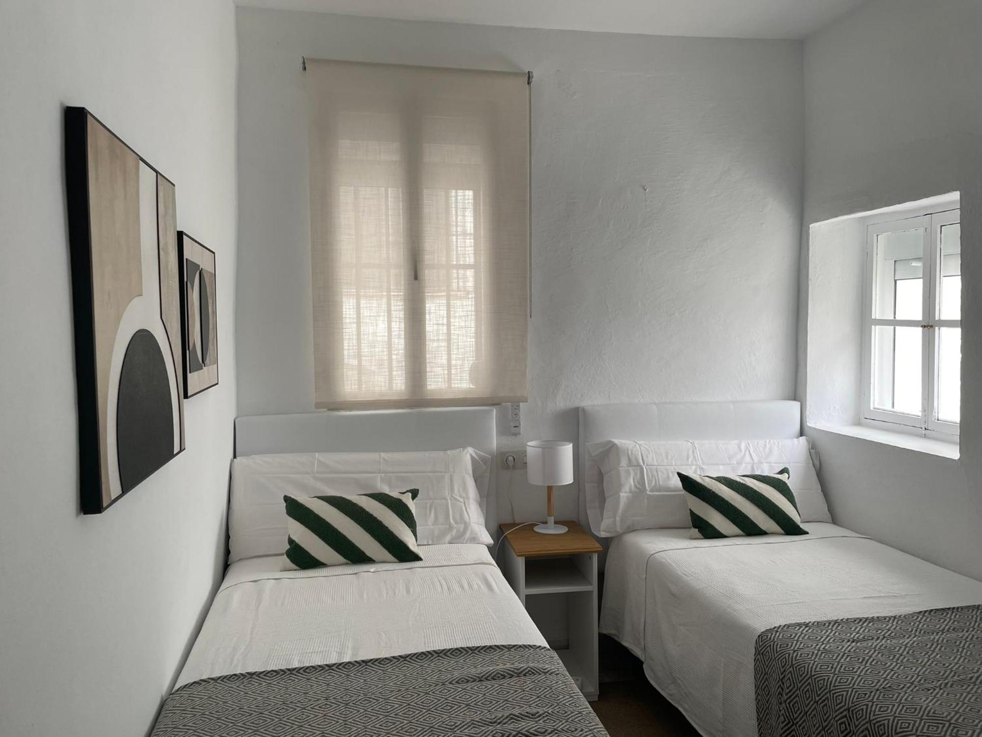 Apartamentos San Francisco เซบีญา ภายนอก รูปภาพ